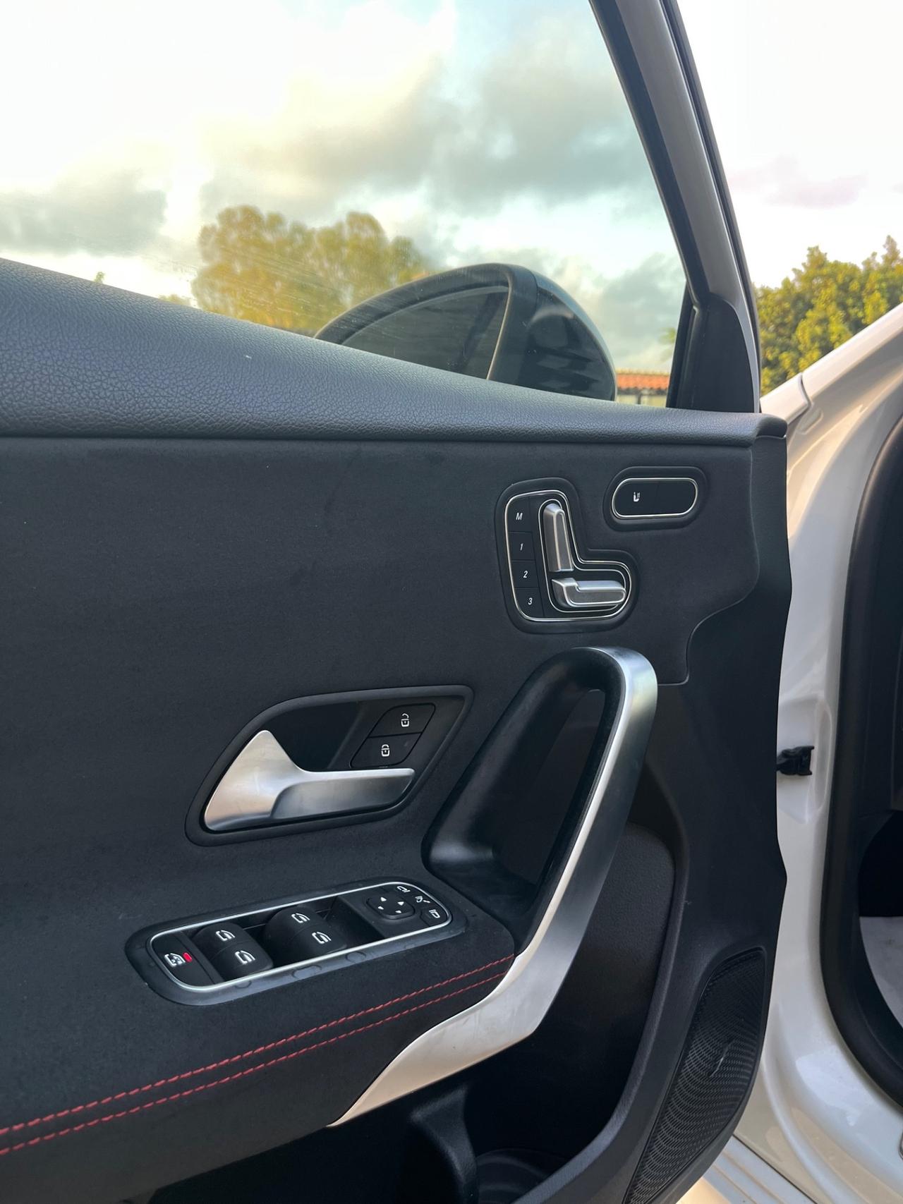 Mercedes-benz A 180 d Automatic Premium