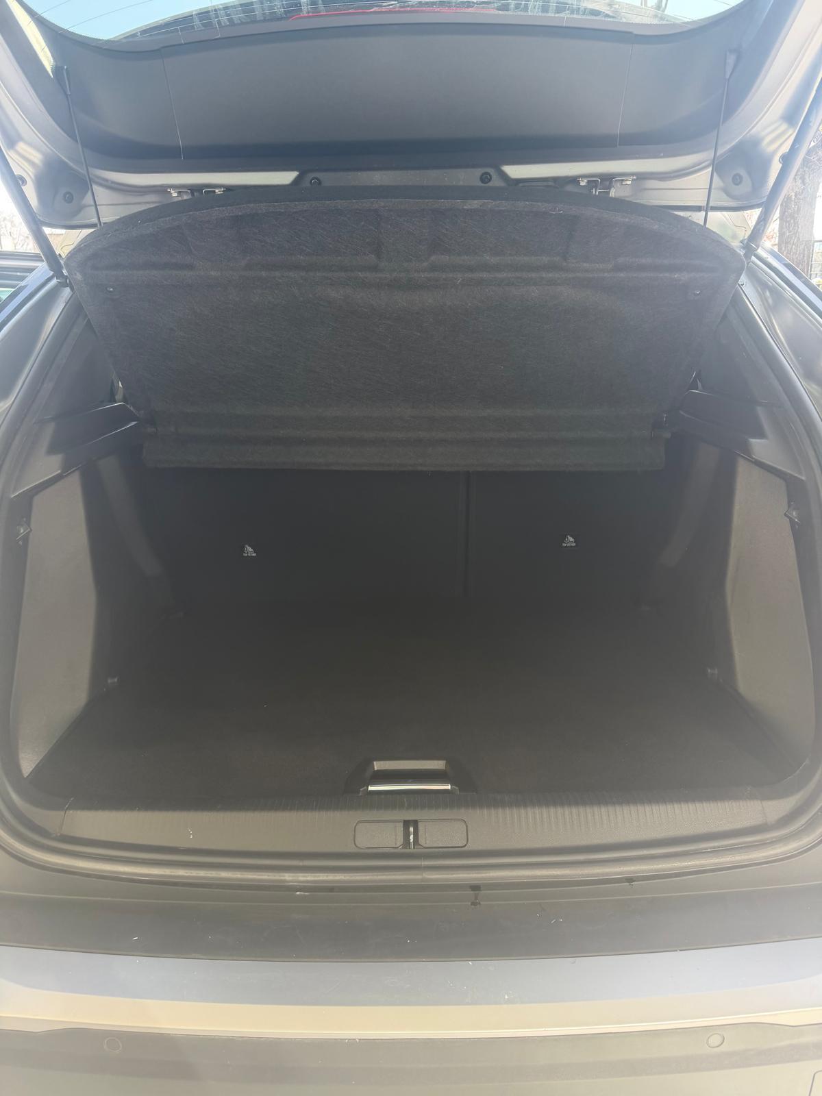 Peugeot 2008 BlueHDi 130 S&S EAT8 Allure