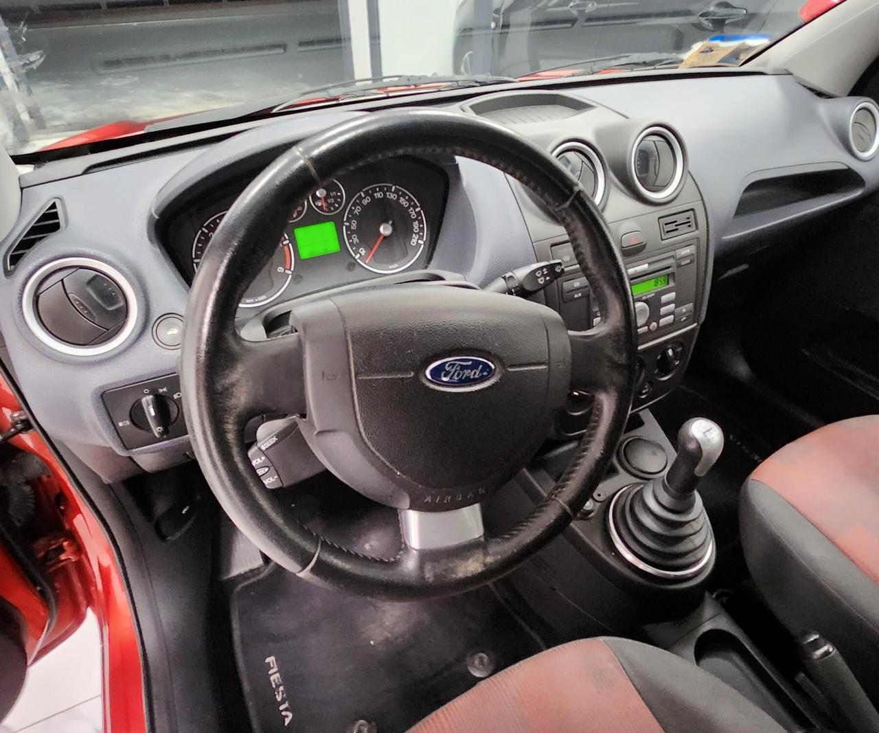 Ford Fiesta 1.4 TDCi 5p. Titanium