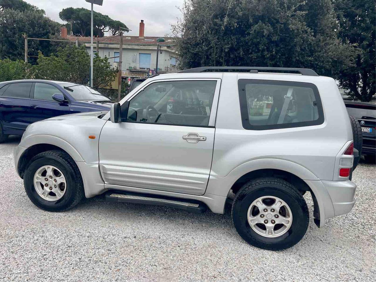 MITSUBISHI PAJERO - 2.5 TDI - SOLO 90 000 KM