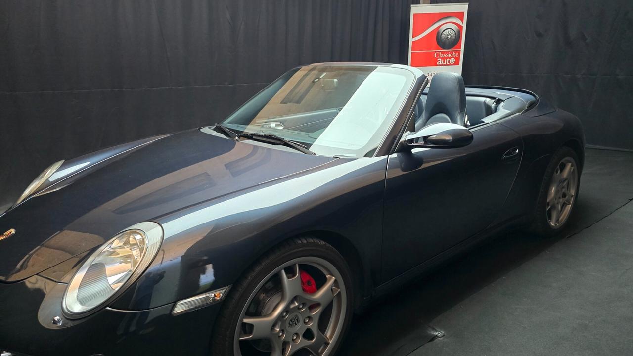 Porsche 911 Carrera Cabriolet