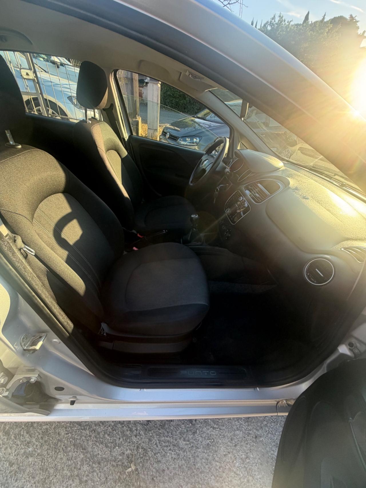 Fiat Punto 1.2 8V 5 porte Street