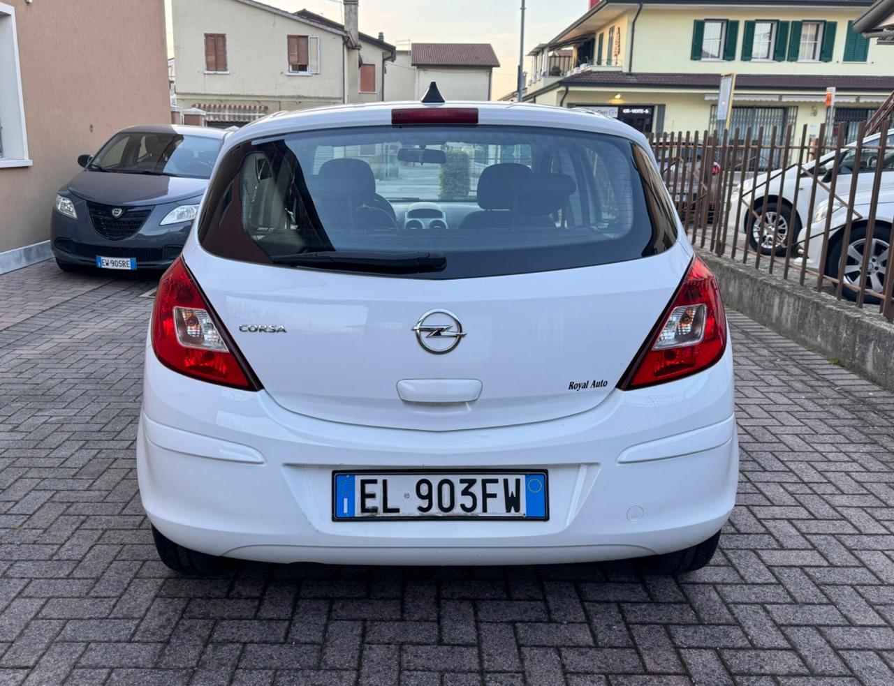 Opel Corsa 1.2 Benzina - GPL scadenza 2032 Ok Neopatentati