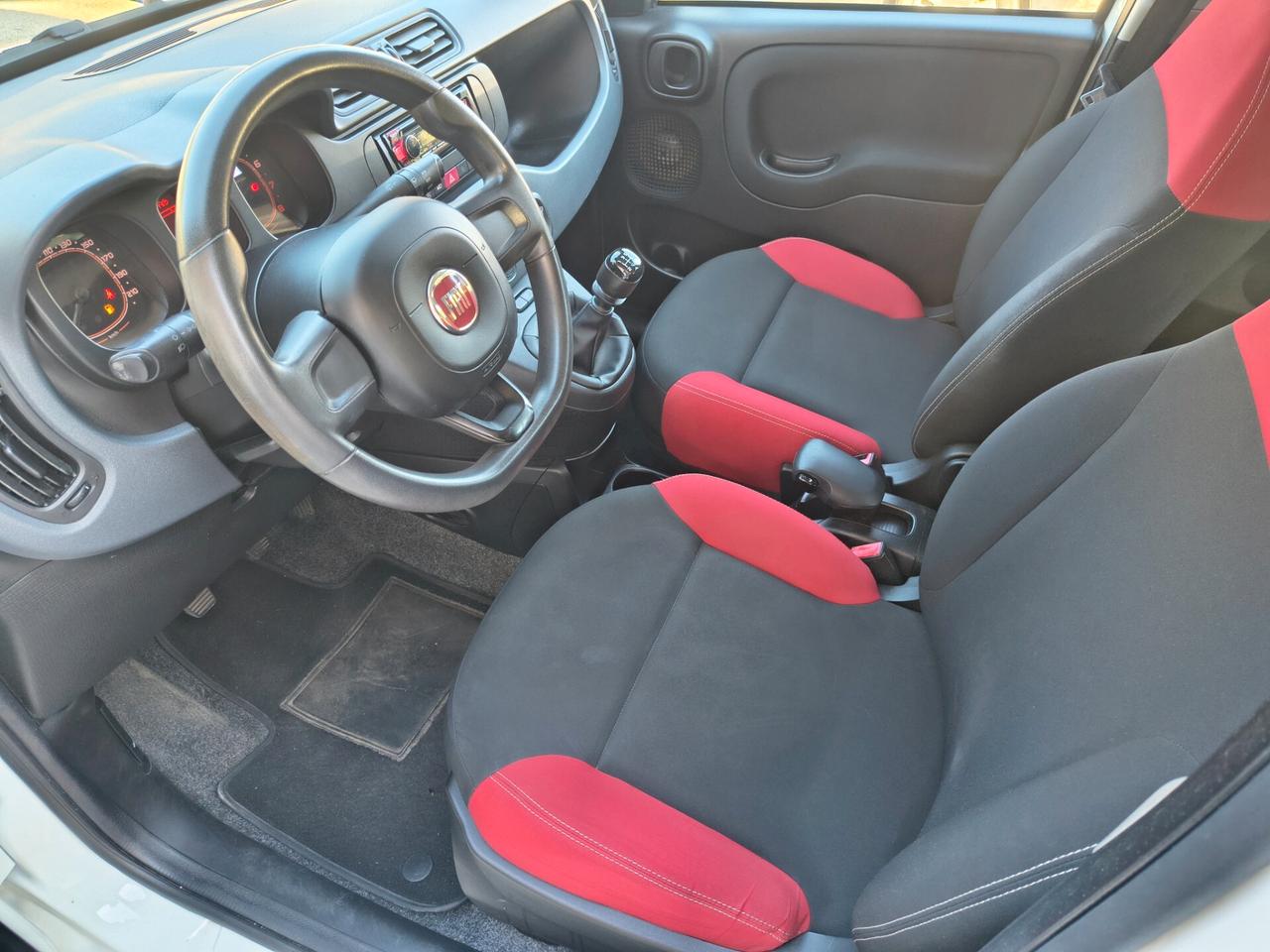 FIAT PANDA 1.2 LOUNGE 69 CV 104.000 KM