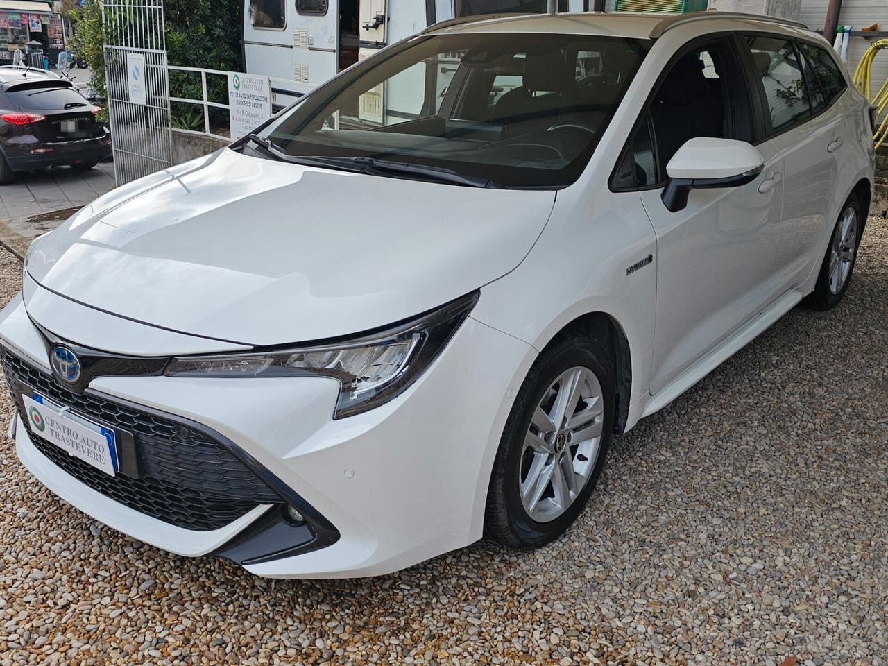 Toyota Corolla Touring Sports 1.8 Hybrid Business Tech