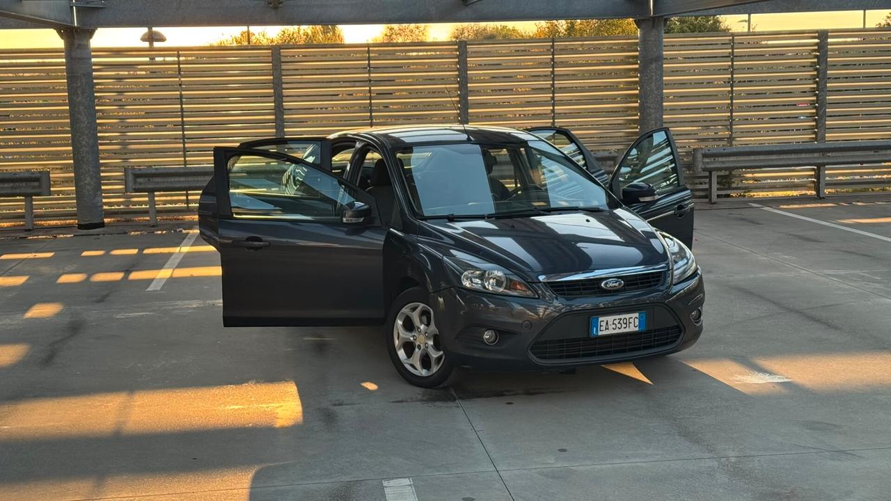 Ford Focus 1.6 TDCi (110CV) 5p. Tit. DPF