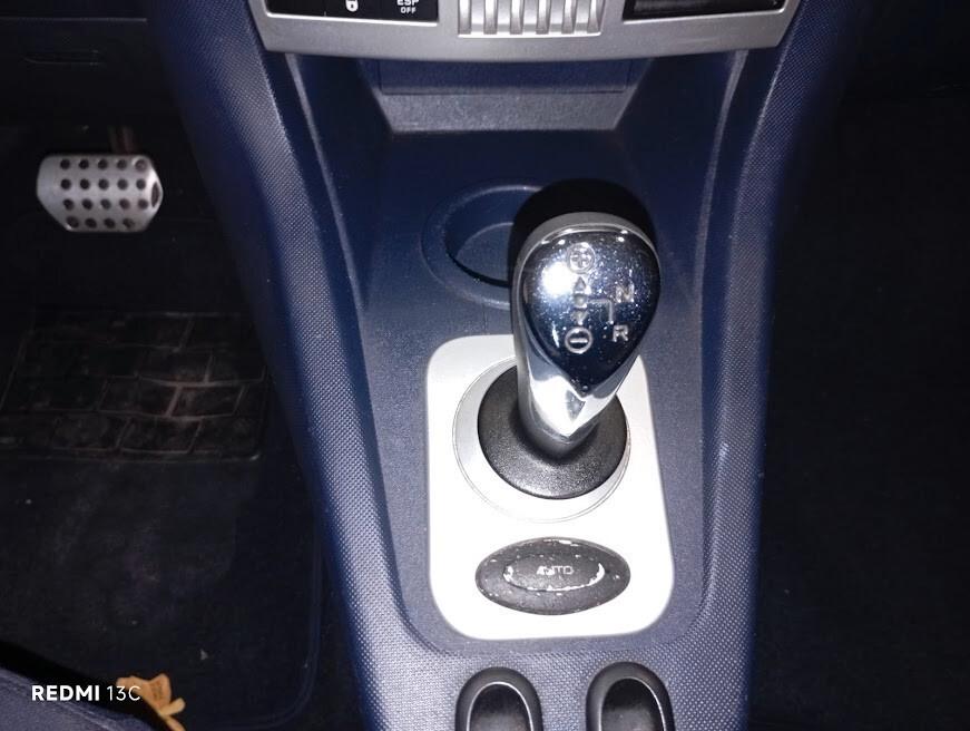 PEUGEOT 1007 DEL 2006 BENZINA CAMBIO AUTOMATICO