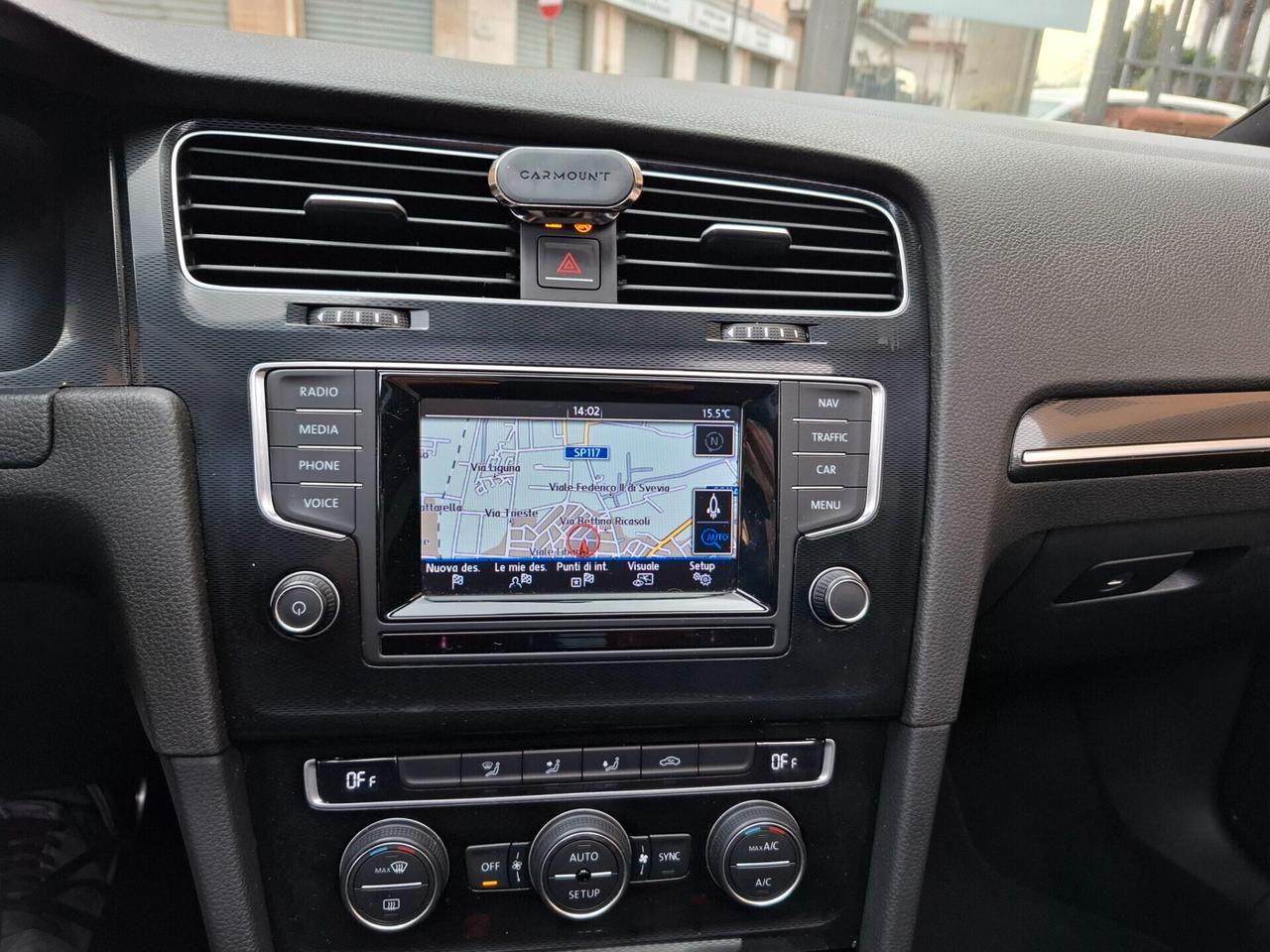 Volkswagen Golf - 2.0 TDI GTD PANO