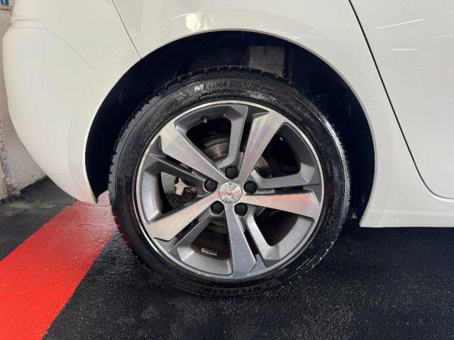 PEUGEOT 308 BlueHDi 120 S&S GT Line