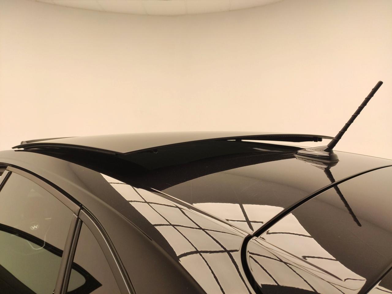 Volkswagen Taigo 1.0 TSI 115 CV R-Line