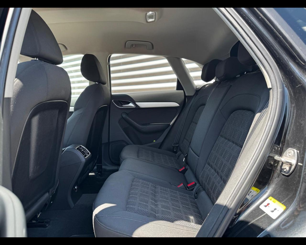 AUDI Q3 2.0TDI S-TRONIC QUATTRO DESIGN