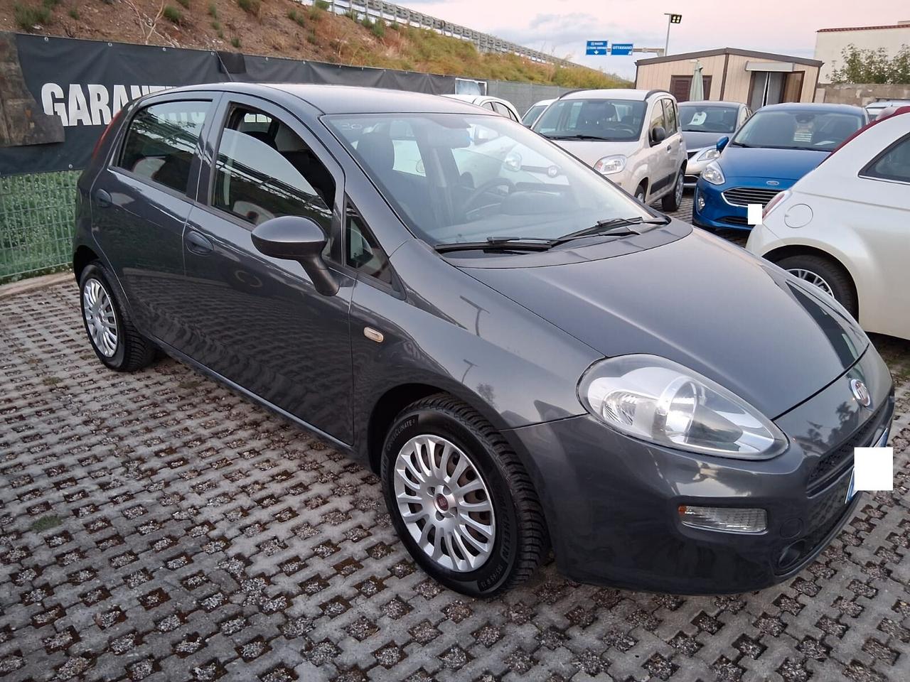 Fiat Punto 1.3 MJT II S&S 95 CV 5 porte Street-2017