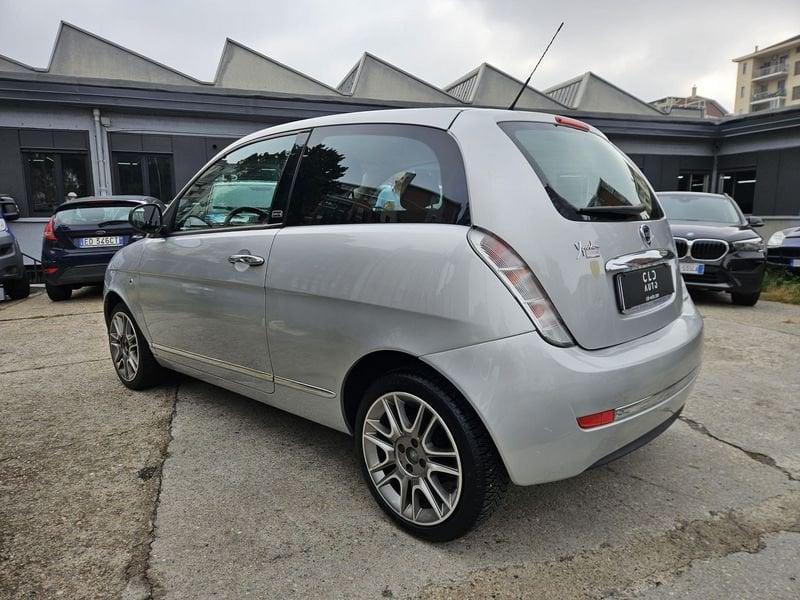 Lancia Ypsilon Ypsilon 1.2 8v Unyca