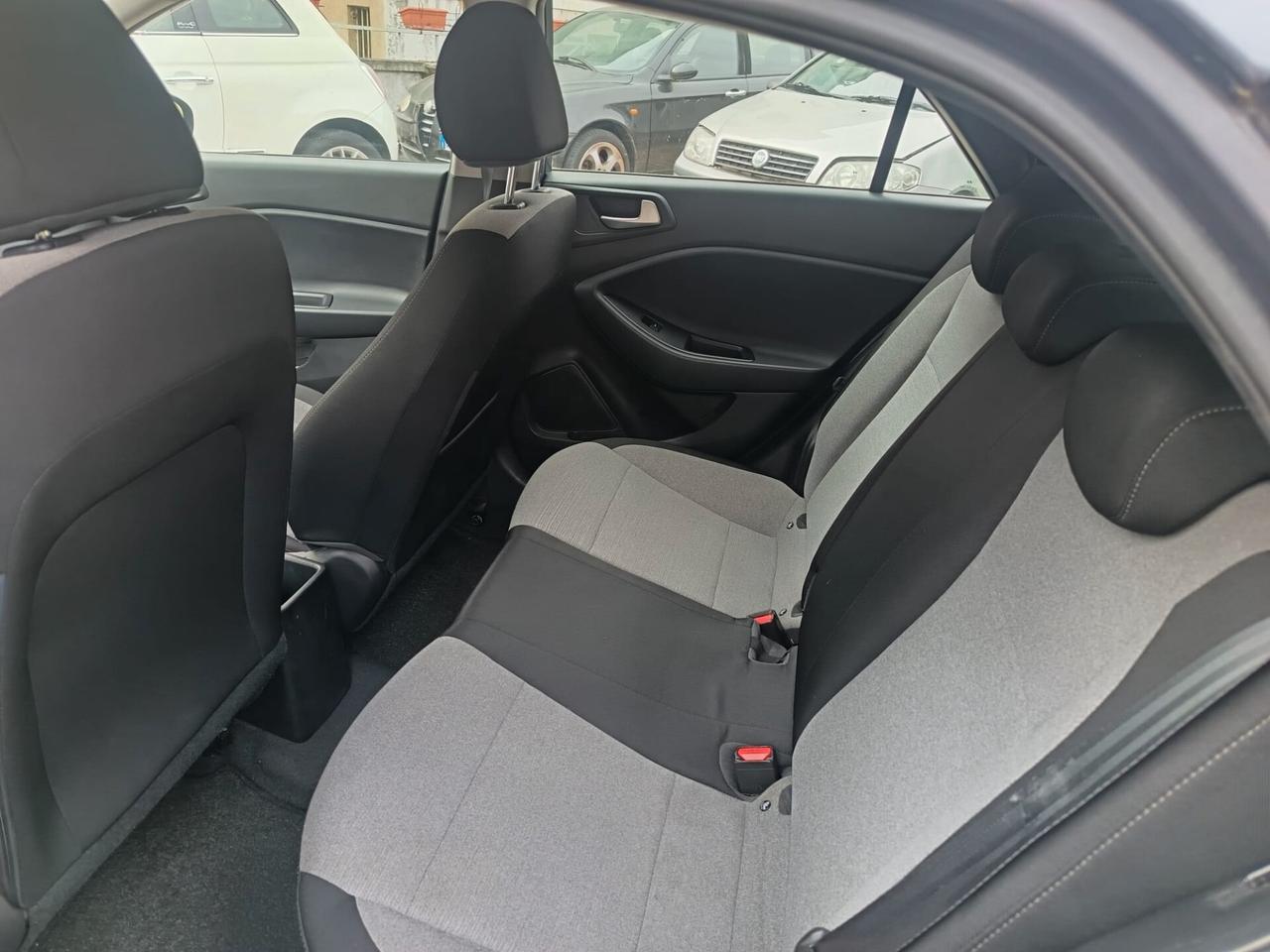Hyundai i20 1.2 84 CV 5 porte Econext Comfort