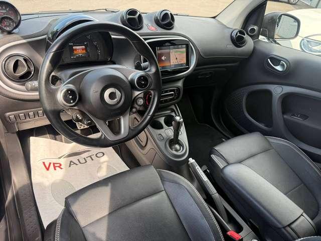 smart forTwo BRABUS Cabrio 0.9 t Xclusive 109cv twinamic