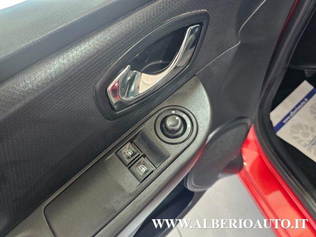 RENAULT Clio 1.5 dCi 8V 75CV 5 porte Wave