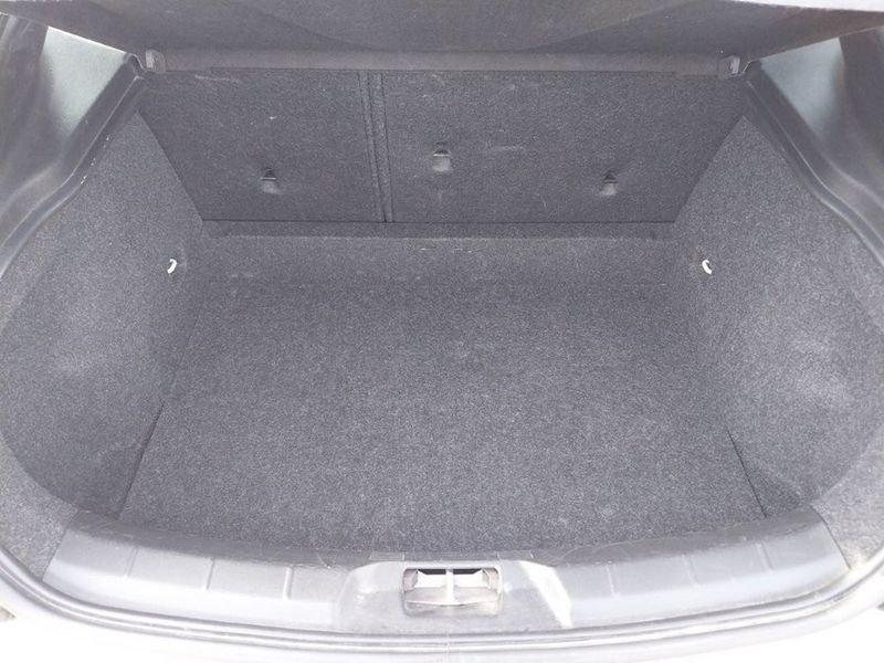 Volvo V40 II 2012 2.0 D2 Kinetic my18