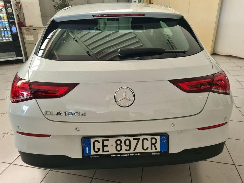 Mercedes-Benz CLA 180 d Automatic Business