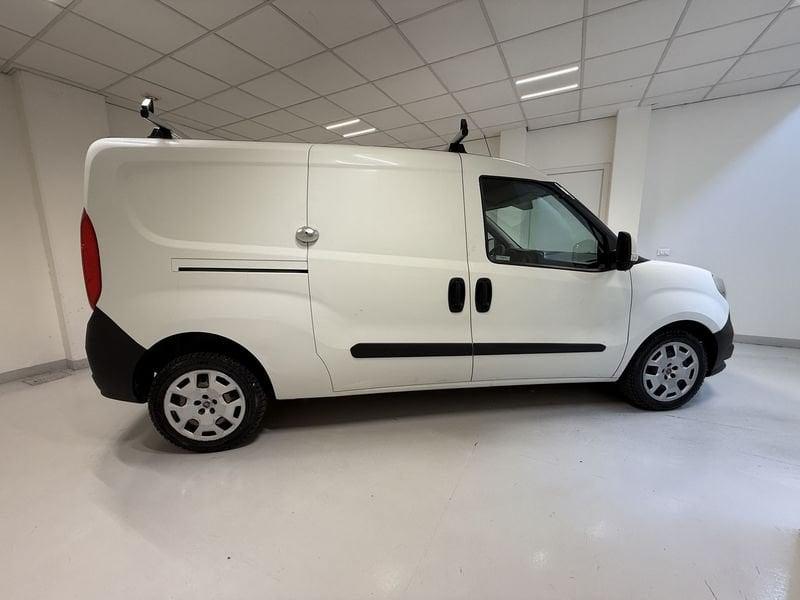 FIAT Doblò 1.6 MJT 105CV PL-TN Cargo Maxi Lamierato SX