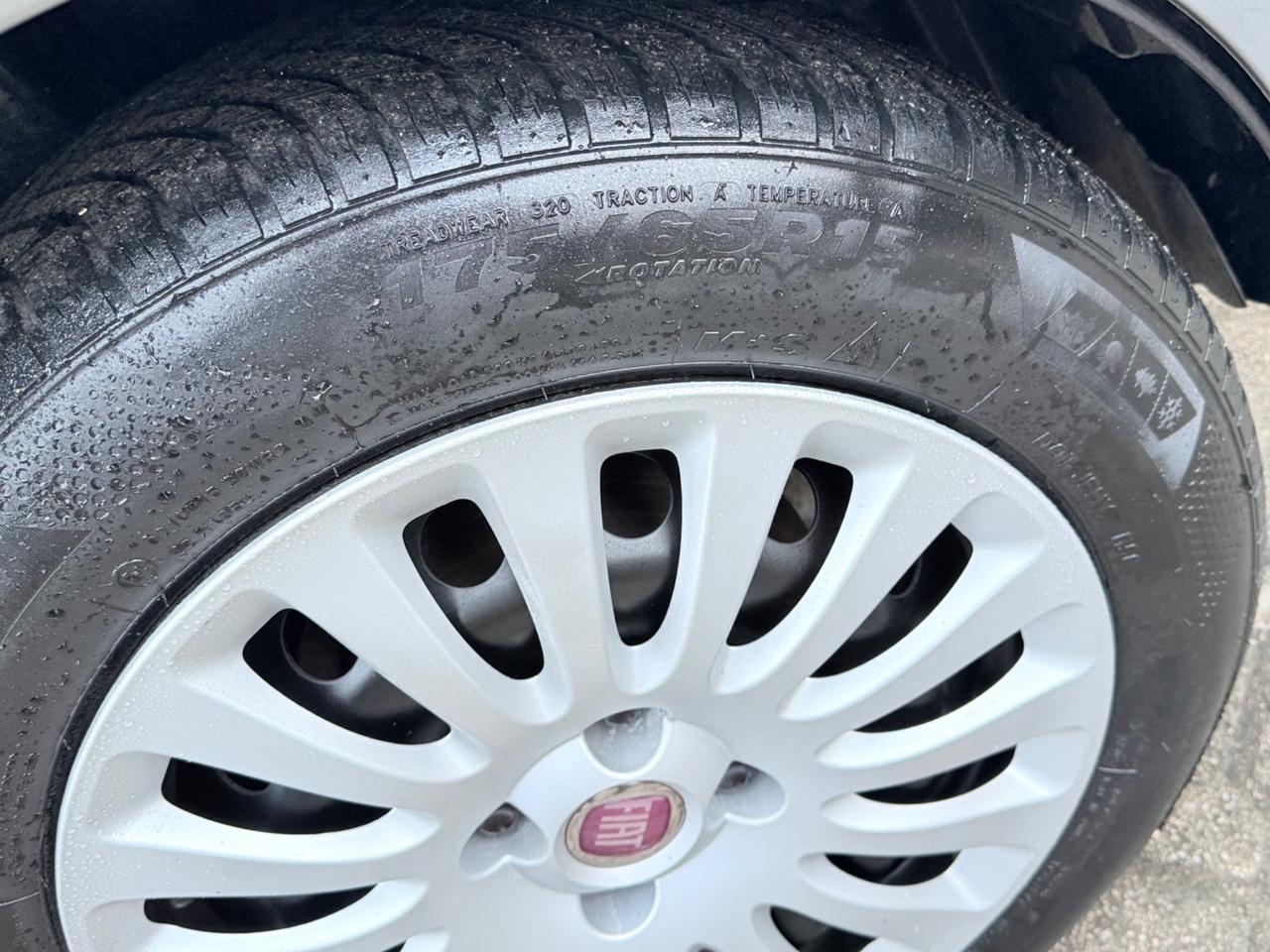 Fiat Punto Evo 1.2 69CV 5Porte Neopatentati