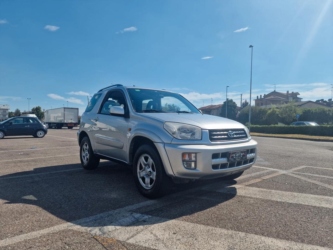 Toyota RAV 4 RAV4 2.0 16V cat 3 porte Sol MAI USATA COME FUORISTRADA