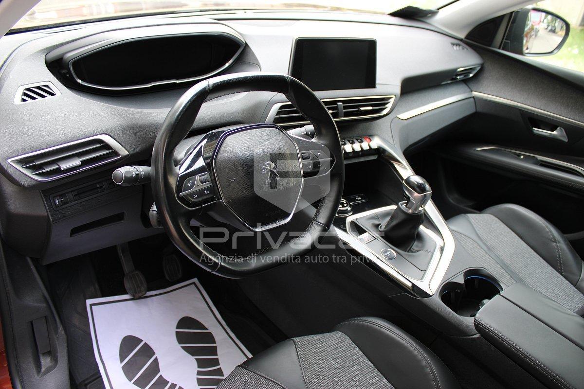 PEUGEOT 3008 BlueHDi 120 S&S Allure