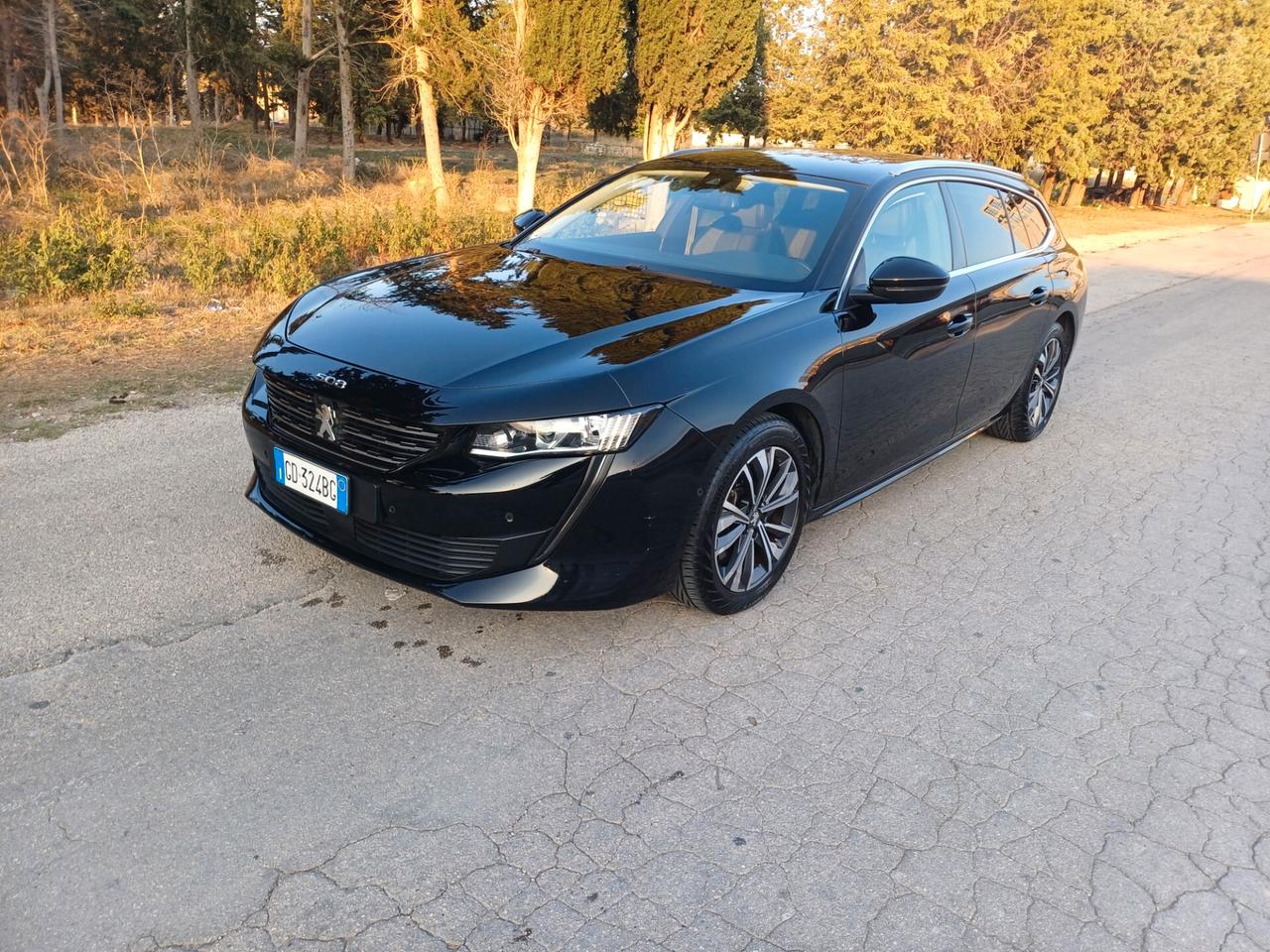 Peugeot 508 BlueHDi 160 Stop&Start EAT8 SW Allure CAMERA-RADAR-FULL