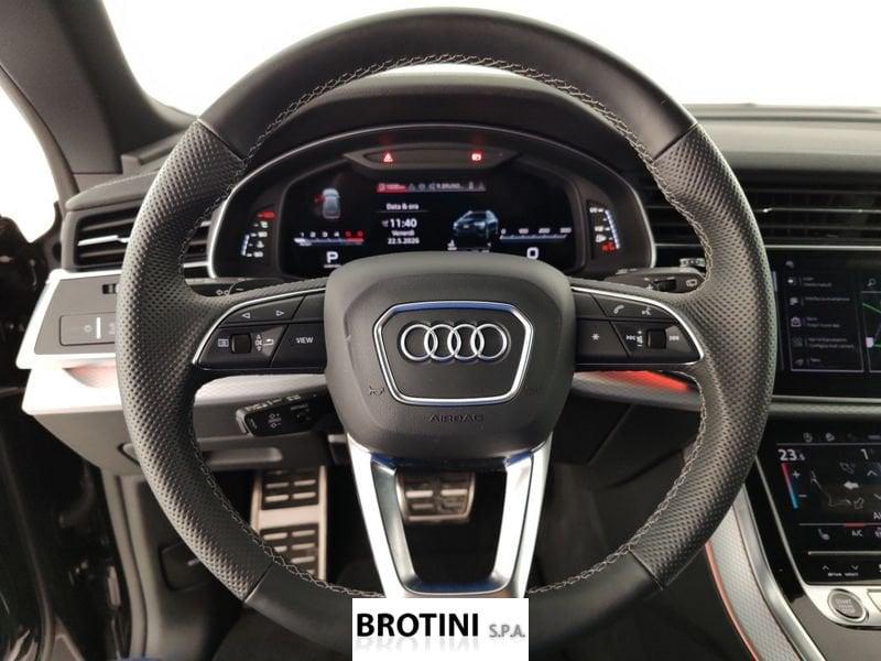 Audi Q8 50 TDI 210kW quattro tip. S Line Edition