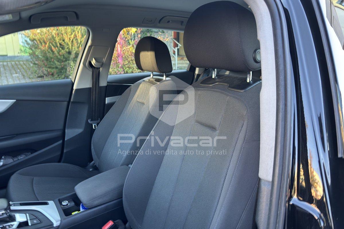 AUDI A4 Avant 2.0 TDI 150 CV ultra S tronic Sport