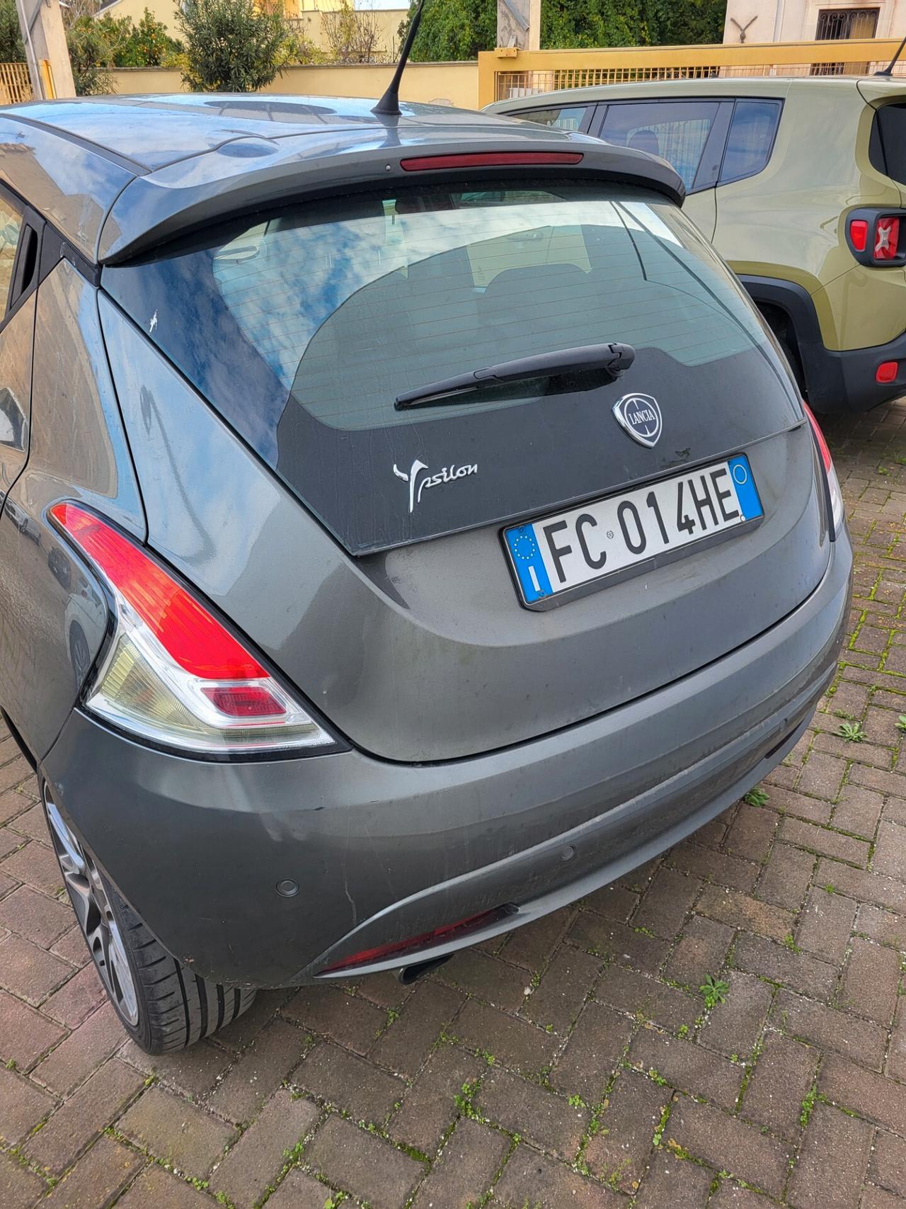 Lancia Ypsilon 1.2 69 CV 5 porte GPL Ecochic Elle