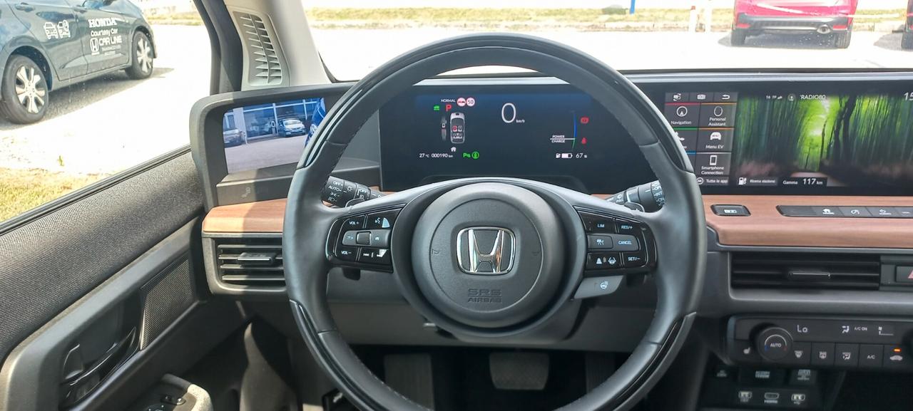 Honda e Advance 17