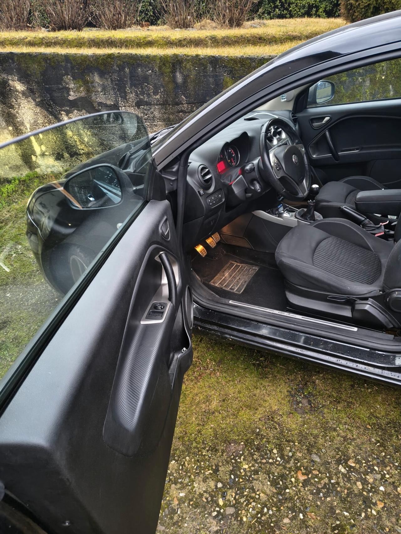 Alfa Romeo MiTo 1.4 T 120 CV GPL Distinctive Sport Pack