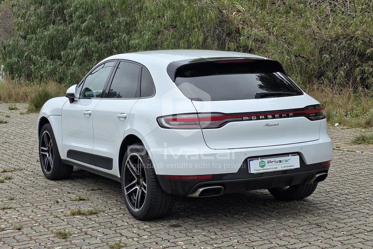 PORSCHE Macan 2.0