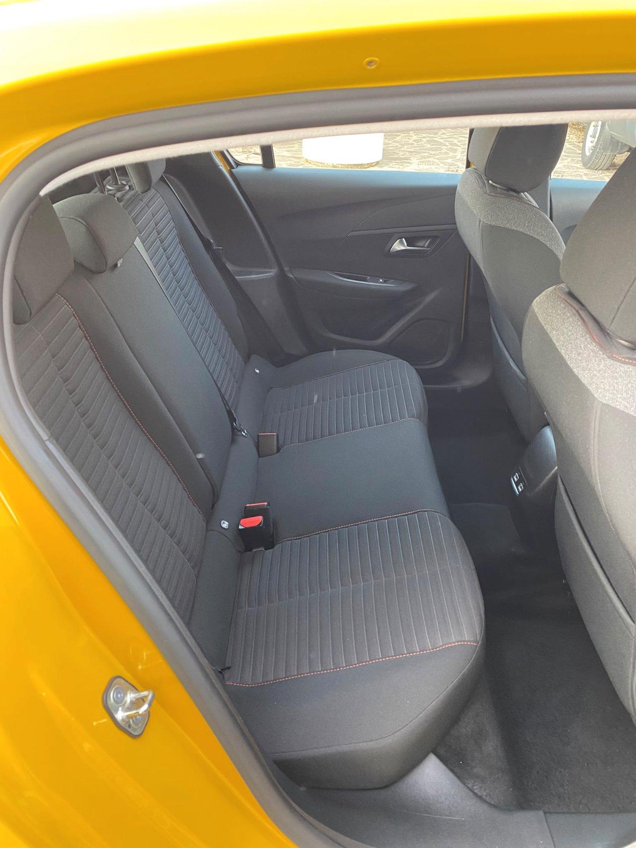 Peugeot e-208 5 Porte e-208 Active Pack 100kW