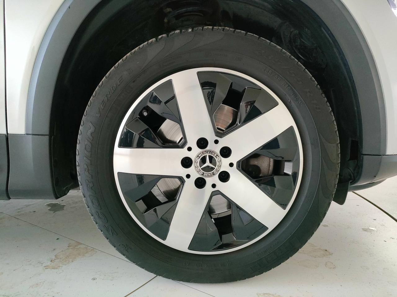 Mercedes-Benz GLB - X247 2019 - GLB 200 d Sport Plus auto