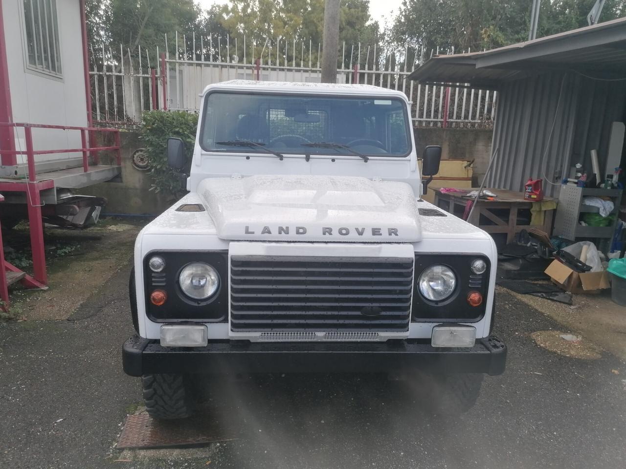 Land Rover Defender 110 2.2 TD4 Station Wagon E N1