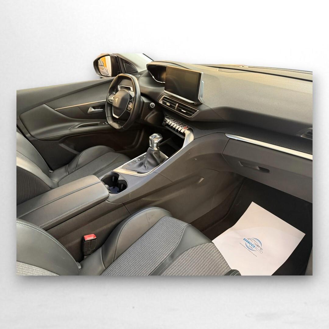 Peugeot 3008 BlueHDi 130 S&S Allure