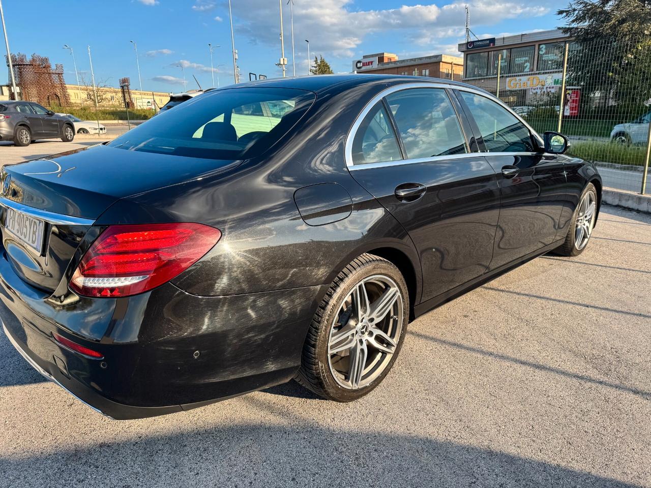 Mercedes-benz E 220 d Auto Premium AMG