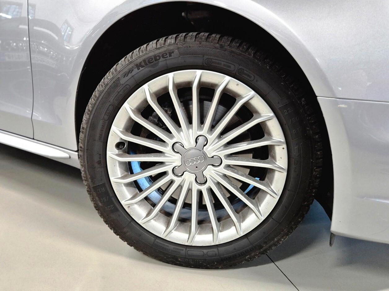 Audi A4 Avant 2.0 TDI clean diesel Business Plus