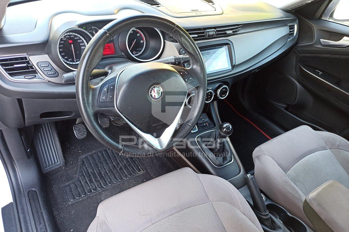 ALFA ROMEO Giulietta 1.6 JTDm-2 105 CV Distinctive