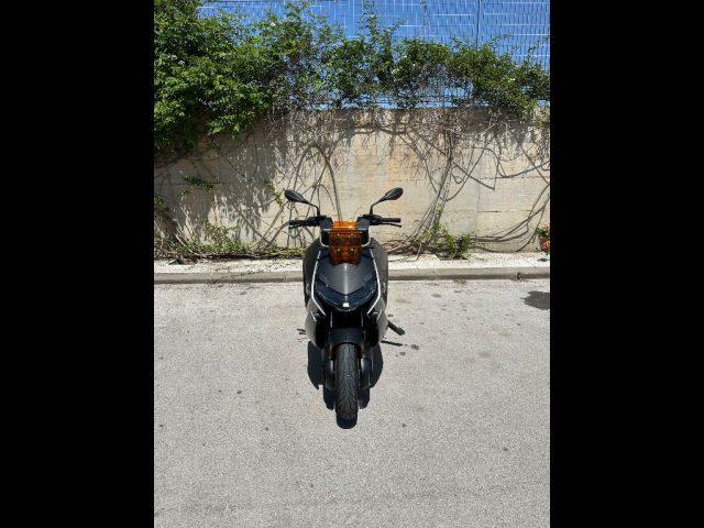 BMW CE 04 -