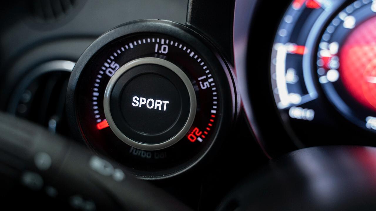 Abarth 595 Competizione 1.4 T JET 180 CV SABELT BEATS CARBONIO BREMBO XENO NAVI FULL OPTIONAL