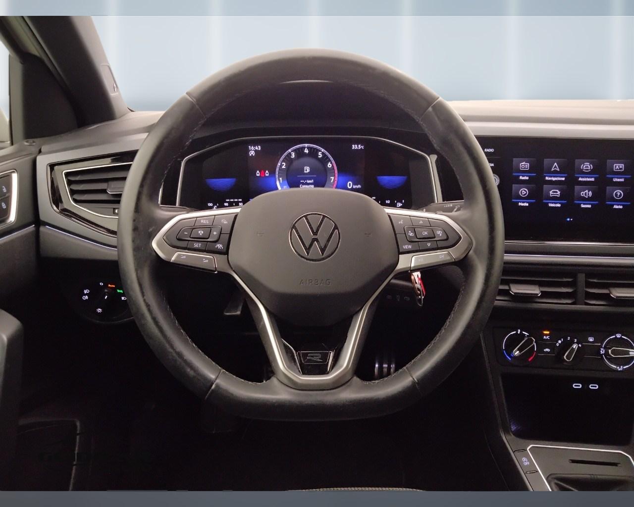 VOLKSWAGEN Polo VI 2022 - Polo 1.0 tsi R-Line 95cv