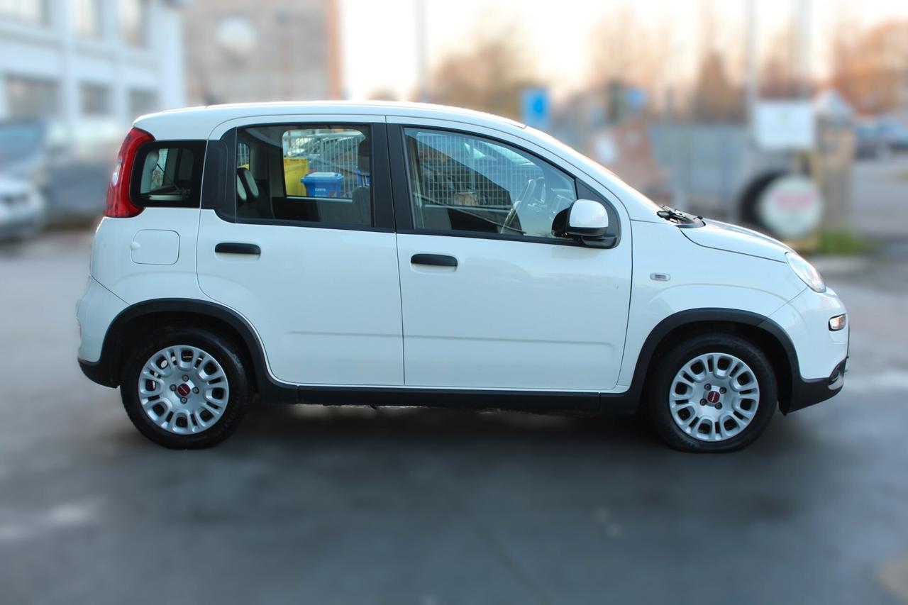 Fiat Panda 1.0 Hybrid 9.000 KM