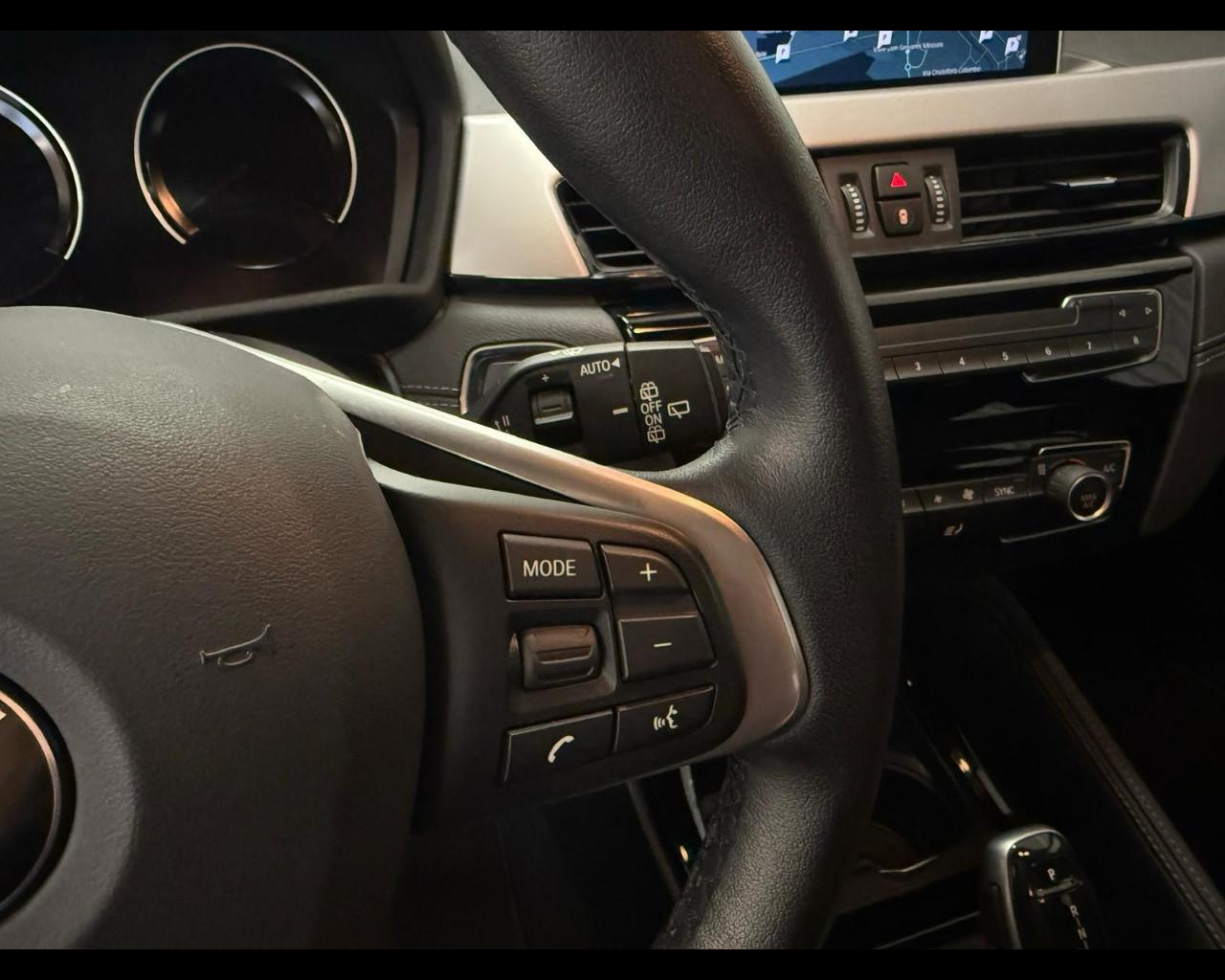 BMW X2 (F39) - X2 sDrive18d Business-X