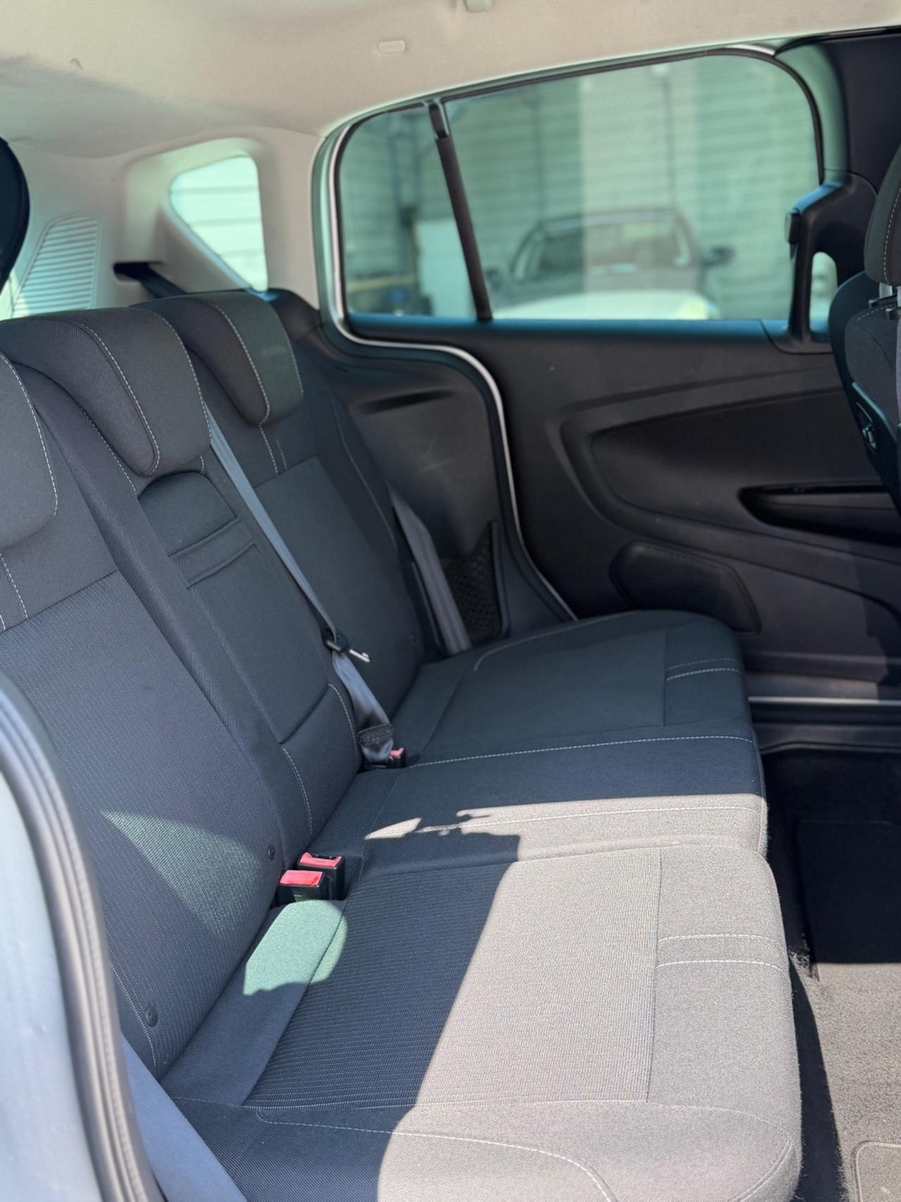 Ford B-Max 1.6 TDCi 95 CV Individual