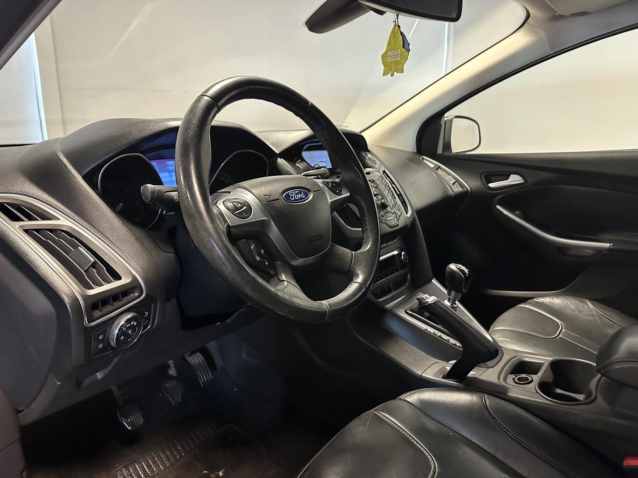 FORD FOCUS 1.6 TDCi 105 CV GANCIO TRAINO S.W TITANIUM