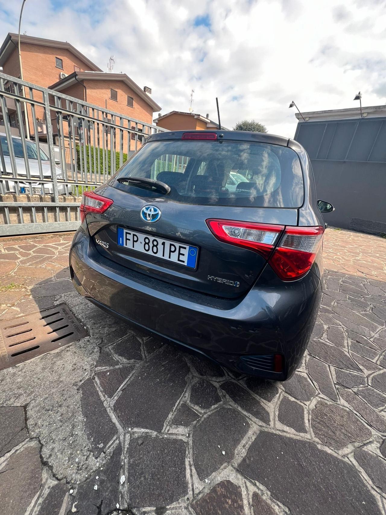 Toyota Yaris 1.5 5 porte Active