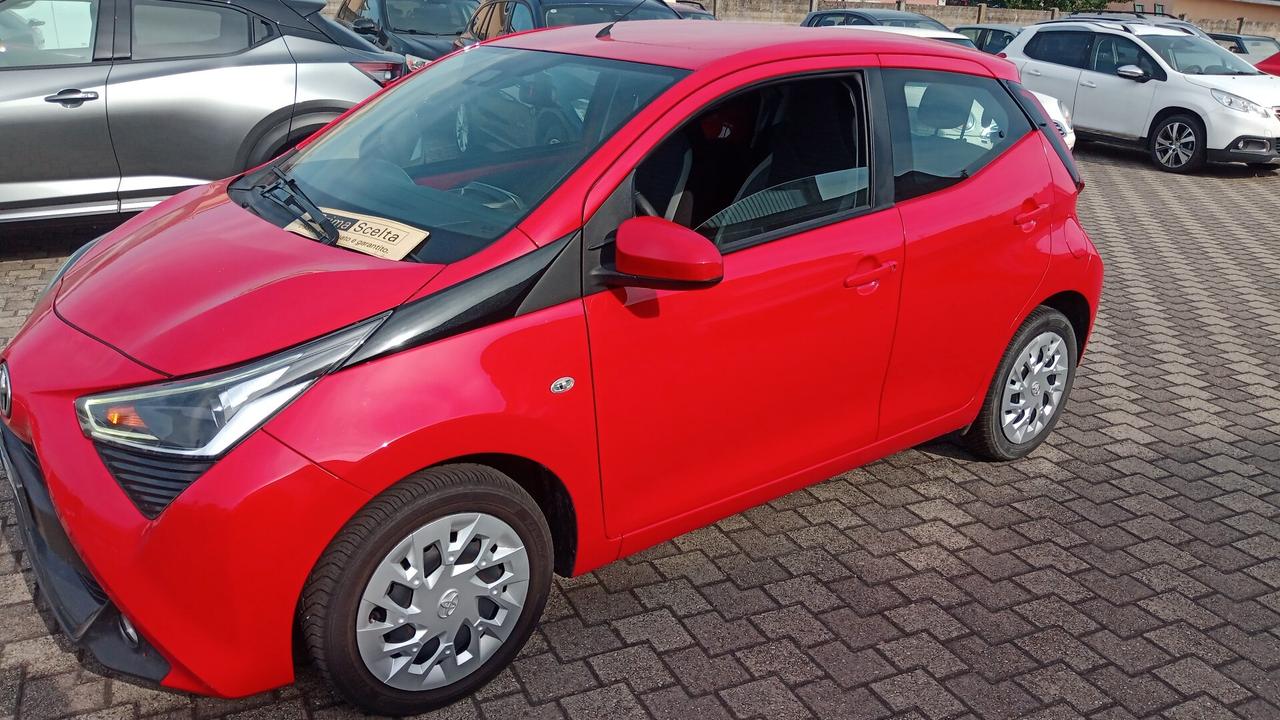 Toyota Aygo 1.0 VVT-i 72 CV 5 porte x-play