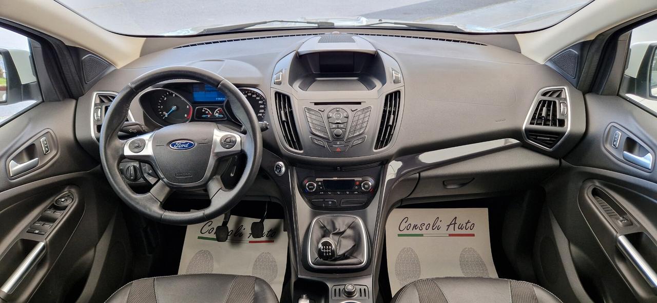 Ford Kuga 2.0 TDCi 140cv 4WD Titanium